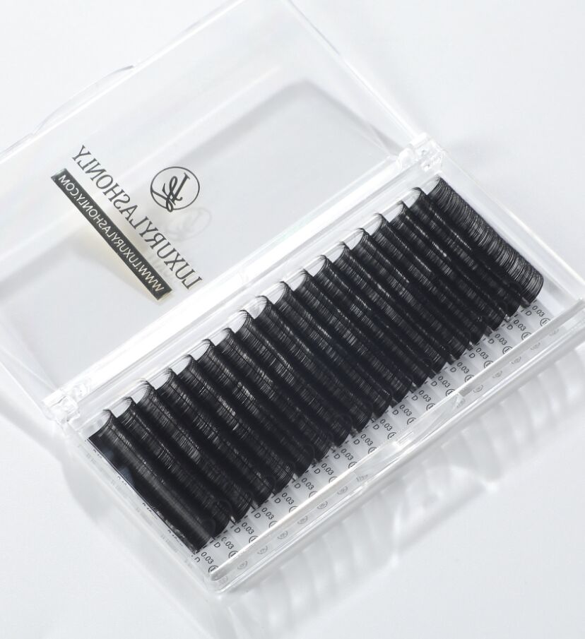 Wholesale Easy Fan Volume Lashes 0.03mm (18 Rows)